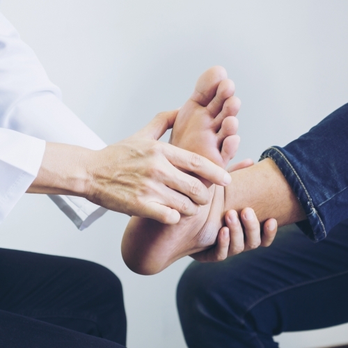 foot-and-ankle-pain-relief-Health-Shift-MN-WI